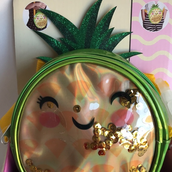 Two-in-one pineapple crossbody bag and fanny pack - Picture 2 of 5